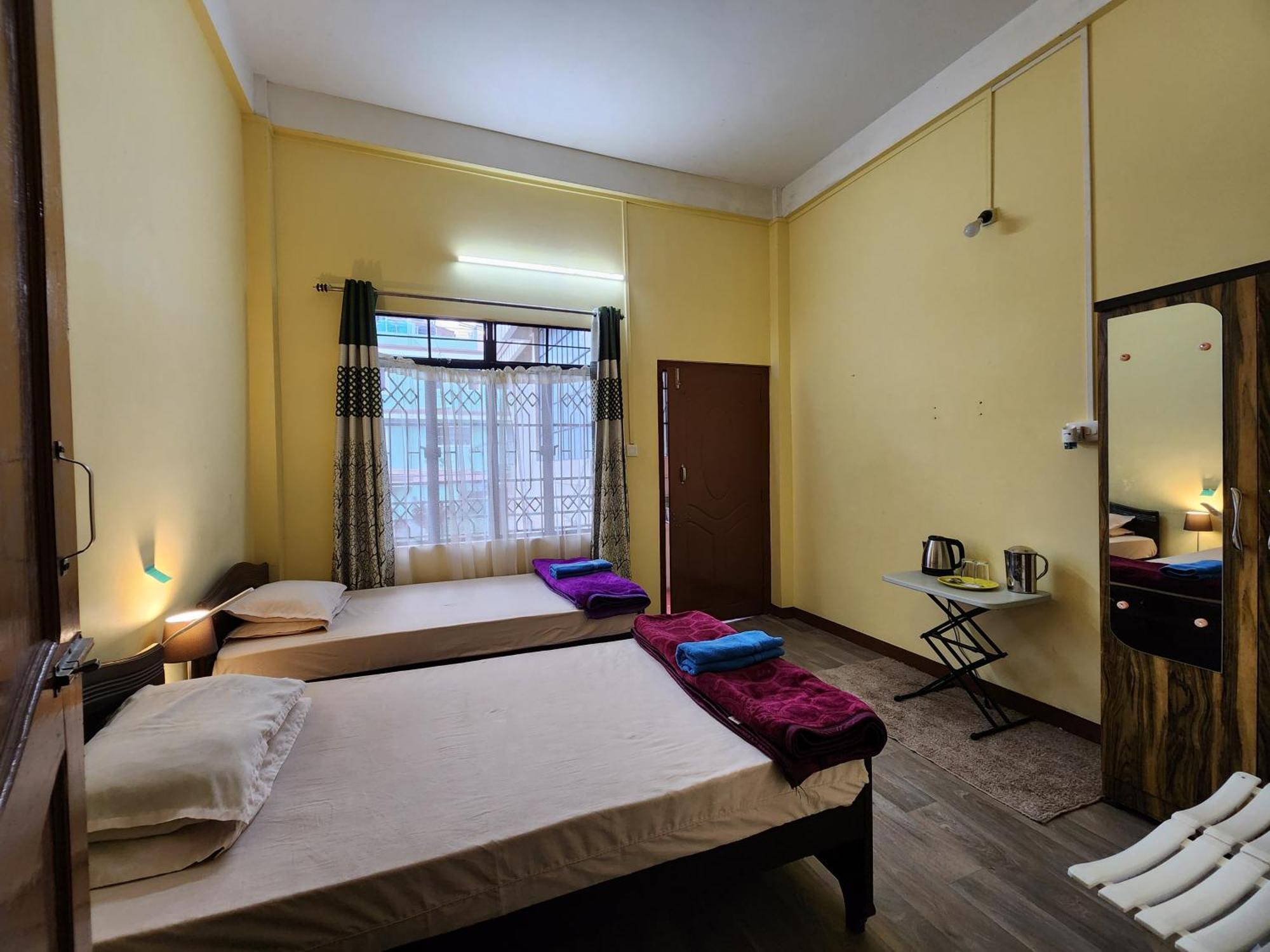 Cafe Sola Bnb Σιλόνγκ Εξωτερικό φωτογραφία