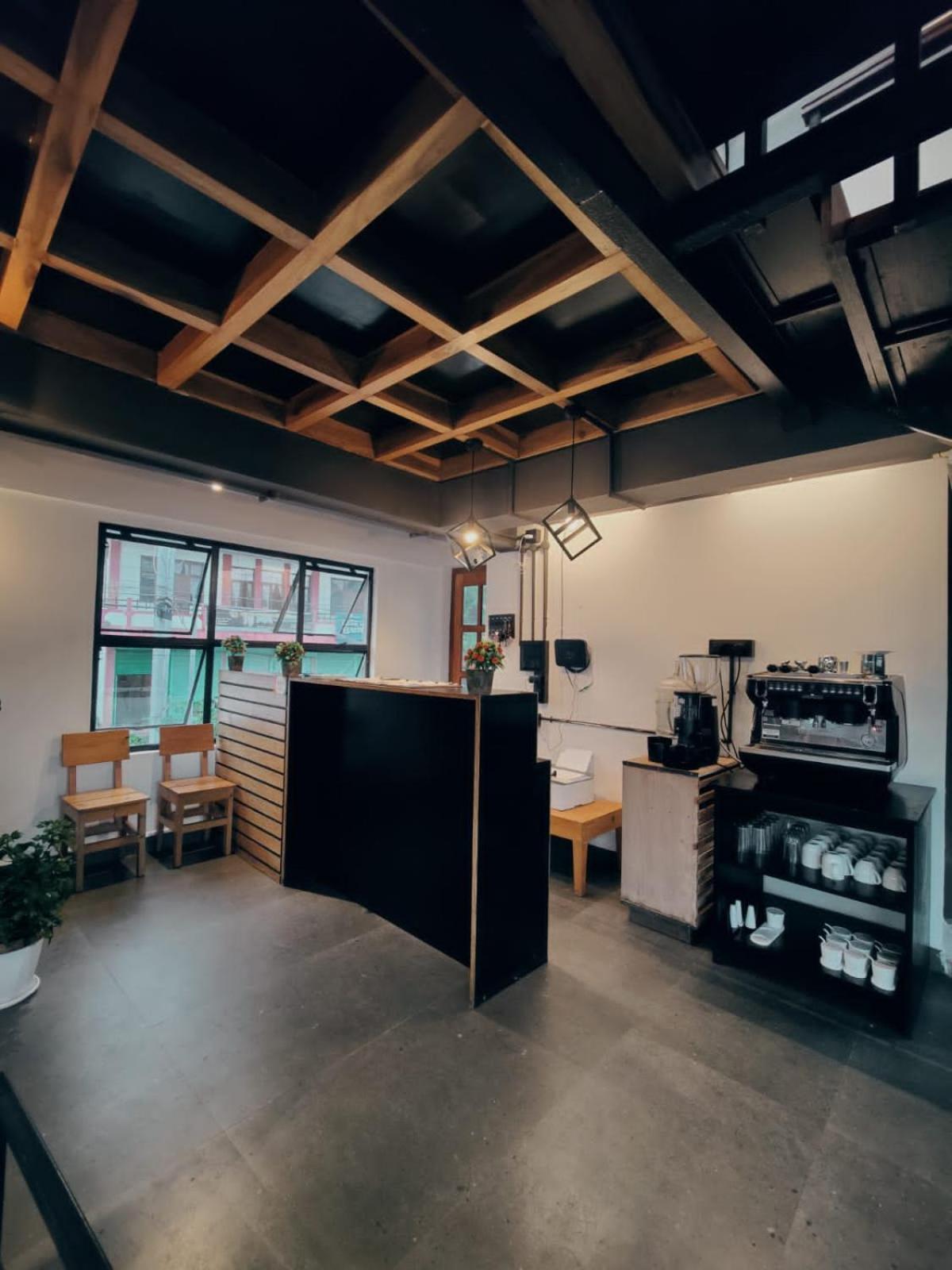 Cafe Sola Bnb Σιλόνγκ Εξωτερικό φωτογραφία