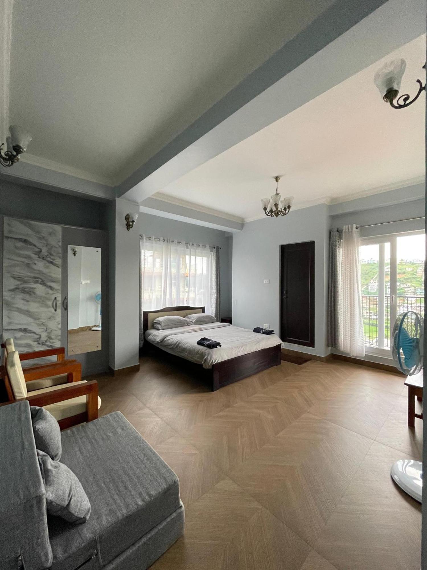 Cafe Sola Bnb Σιλόνγκ Εξωτερικό φωτογραφία
