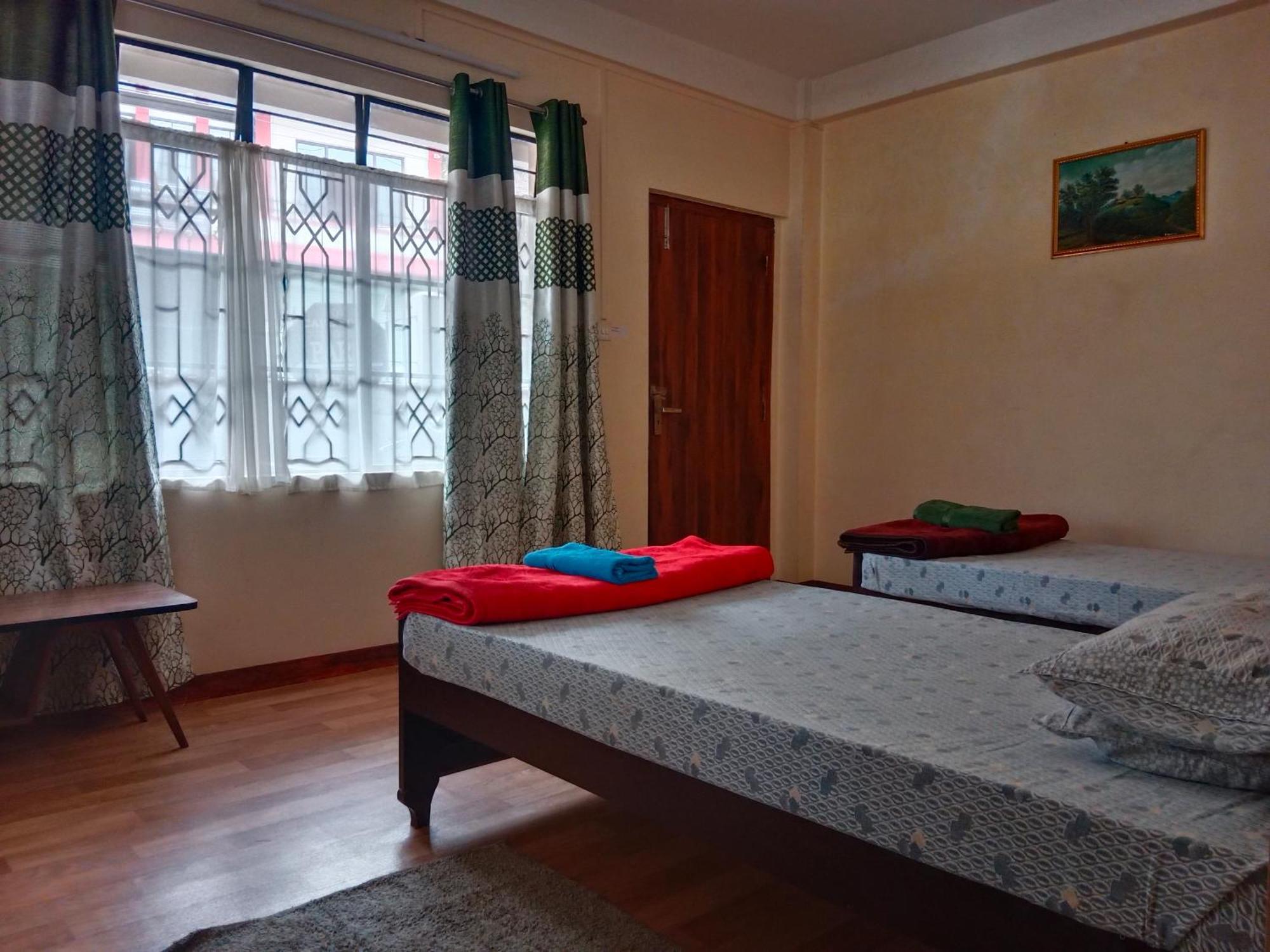 Cafe Sola Bnb Σιλόνγκ Εξωτερικό φωτογραφία